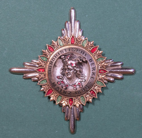 alter Orden der Humoristische Derke